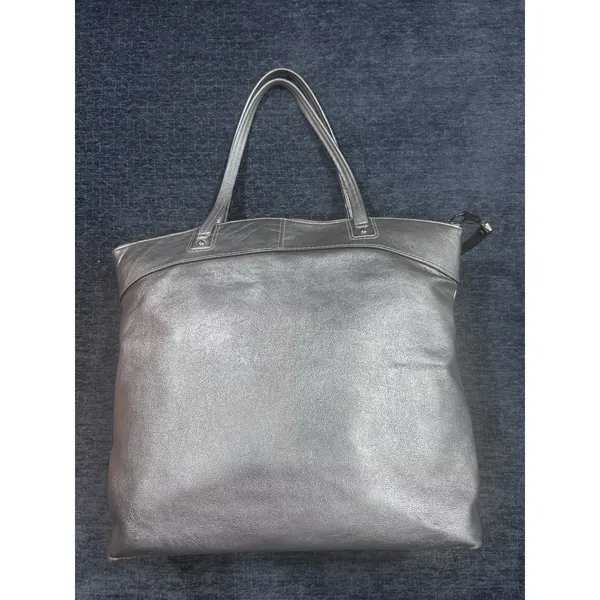 Coach Laura F18336 Metallic Silver Leather Large Tote Embossed Signature C - Image 7
