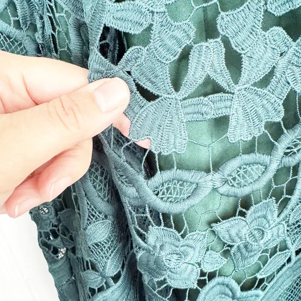 Lovers & Friends x Revolve Caspian Shift Dress Hunter Green Lace Racerback XS - Image 14