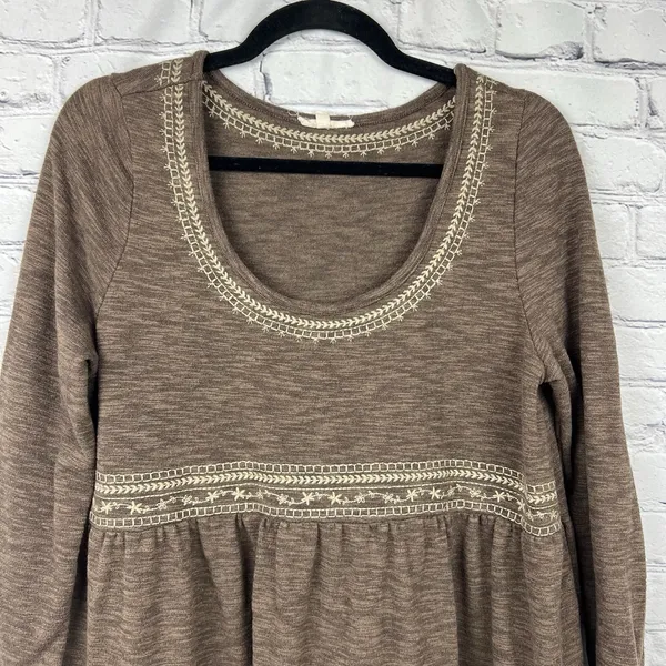 Easel Boho Brown Embroidered‎ Tiered Mini Dress Long Sleeve Babydoll Size Medium - Image 4