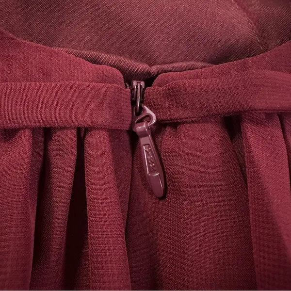 JJ's House Floor Length Bridesmaid Gown in Burgundy With Slit And Low Back Size 0 - Image 12