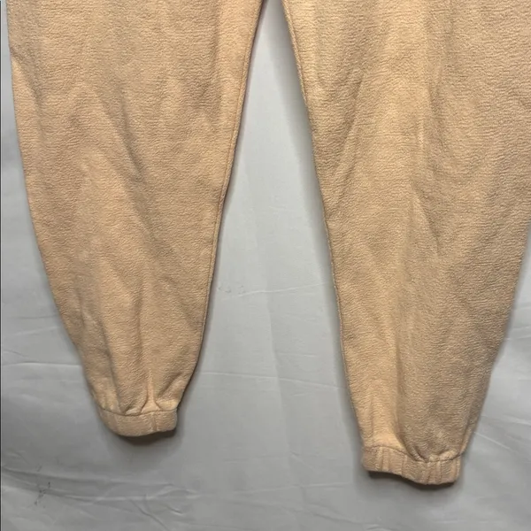 Boys Lie embroidered angel peach cream color pull on jogger sweatpants sz XS - Image 6
