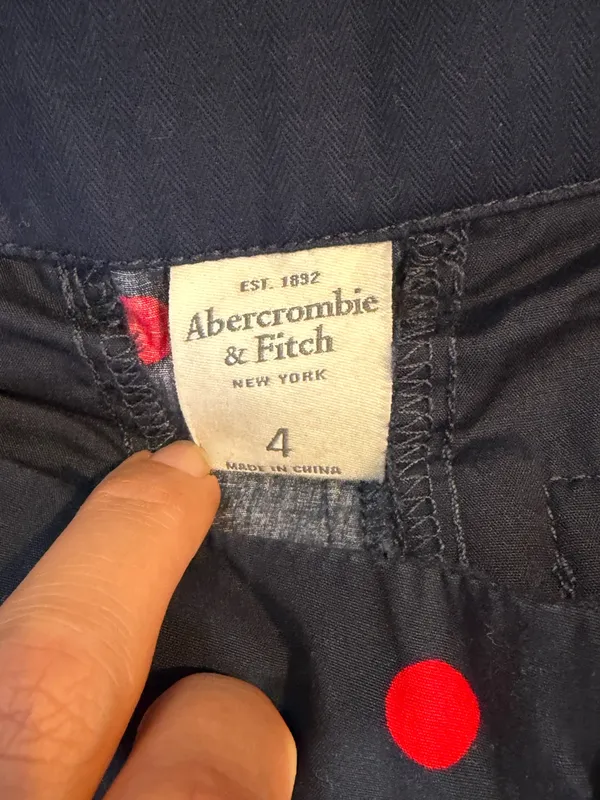 Y2K Vintage NWT Abercrombie & Fitch Polka Dot Capri Pants in Navy Blue Red - Image 5