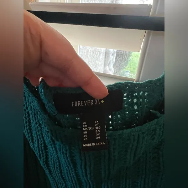Forever 21 + off the shoulder sweater - Image 2