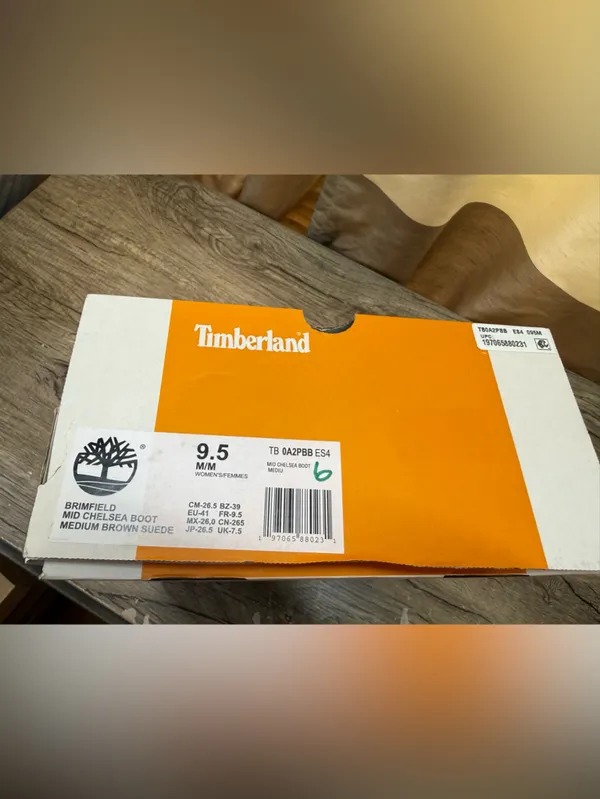 Timberland Brimfield‎ Chelsea Boots - Women's size 9.5 - Image 3