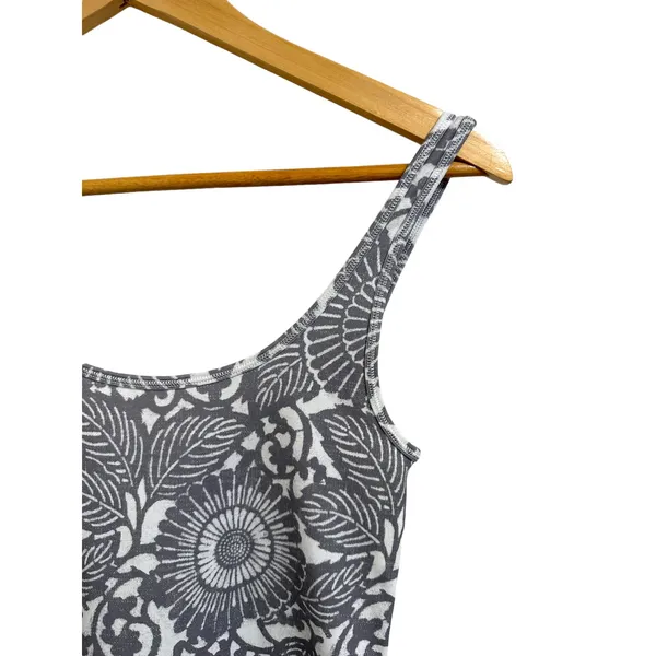 Lululemon‎ Daily Tank Beachy Floral White Fossil Wee Stripe White Fossil size 2 - Image 2