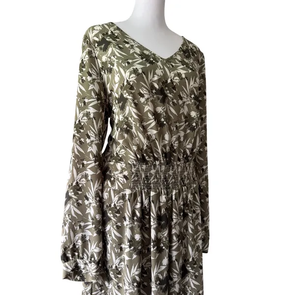 Noir Khaki Green Floral V-Neck Smocked Drop Waist Long Sleeve Knee Length Dress - Image 5