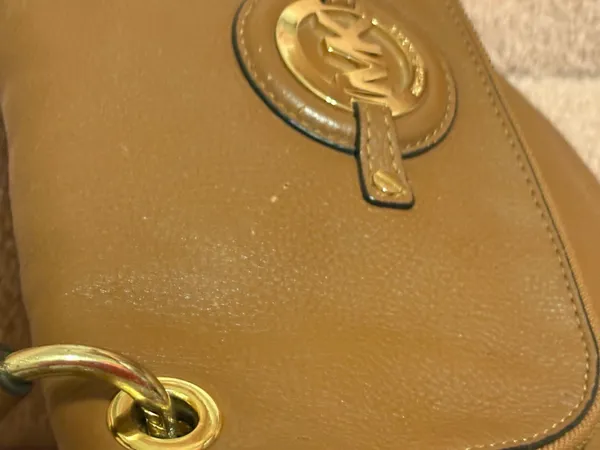 Michael Kors Crossbody - Image 8