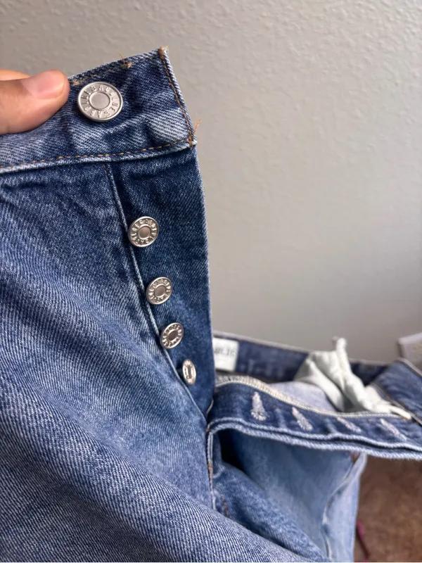 AGOLDE Blue Denim Cutoff Shorts - Image 5