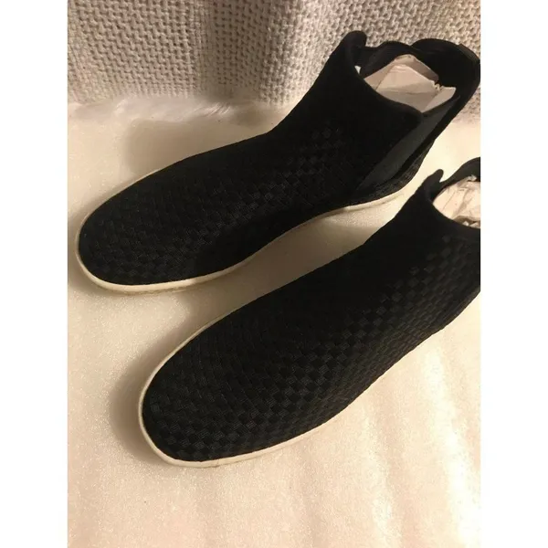 Aerosoles Women's Fun Fair‎ Fashion Sneakers slip on - Black Fabric size 8 - Image 2