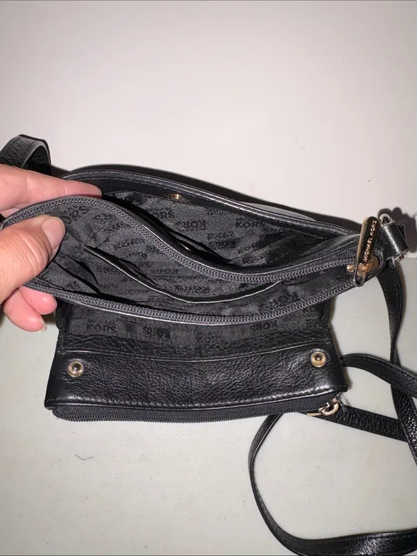 Michael Kors Black Pebbled Leather Crossbody with Gold MK Emblem - Image 2