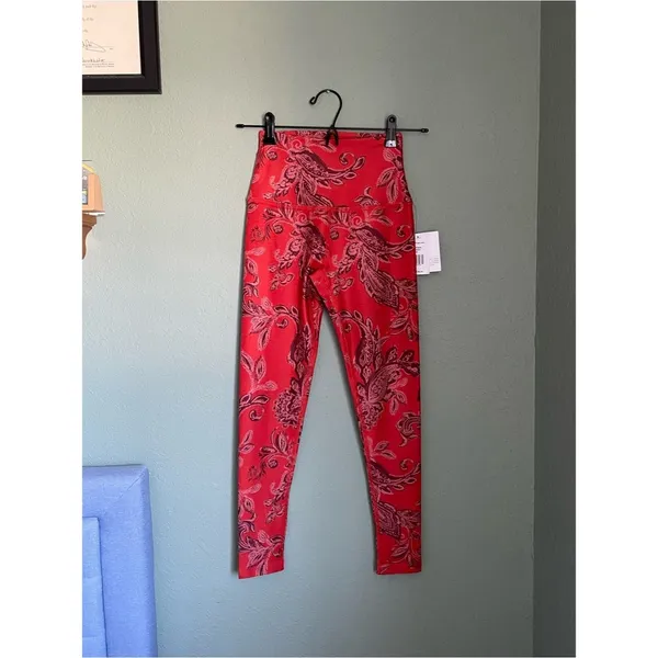 New Beyond Yoga Papai Chai Paprika Paisley Softmark High Waisted Legging Size XS - Image 2