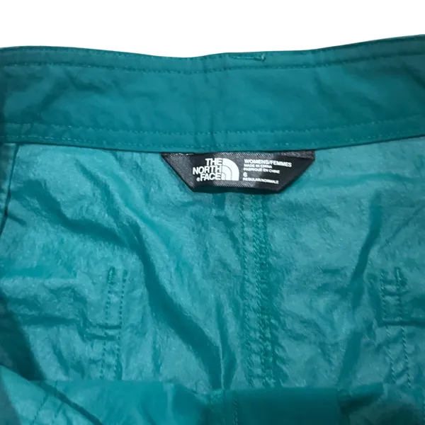 The North Face Womens Hiking Shorts Teal Green Cuffed Nylon Blend Size 6 - Image 2
