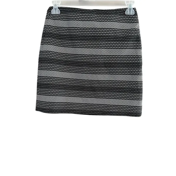 Loft Black and White Pencil Skirt Size 4 - Image 8