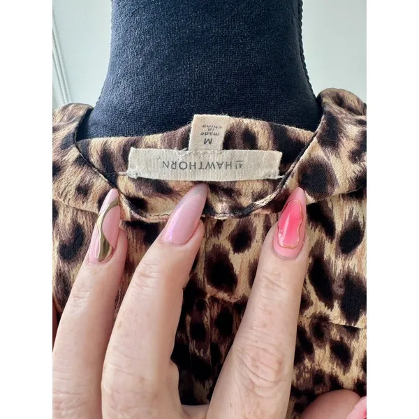 41 Hawthorn Women's Leopard Print V-Neck Sleeveless Tank Blouse Size M - Image 5