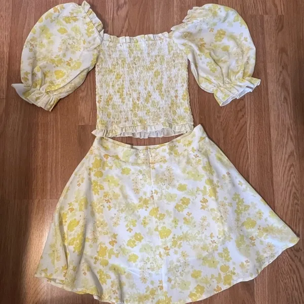 Anthropologie Charlie Holiday Lola Lemonade Floral Skater Skirt/smock crop set - Image 10