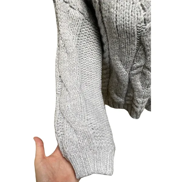 Aerie Snowday Oversized Chunky Cable Knit Sweater Gray Crew Neck NWOT XS - Image 7
