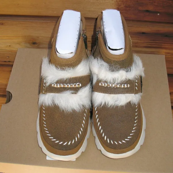 NWT UGG  Ankle Boots - Image 6