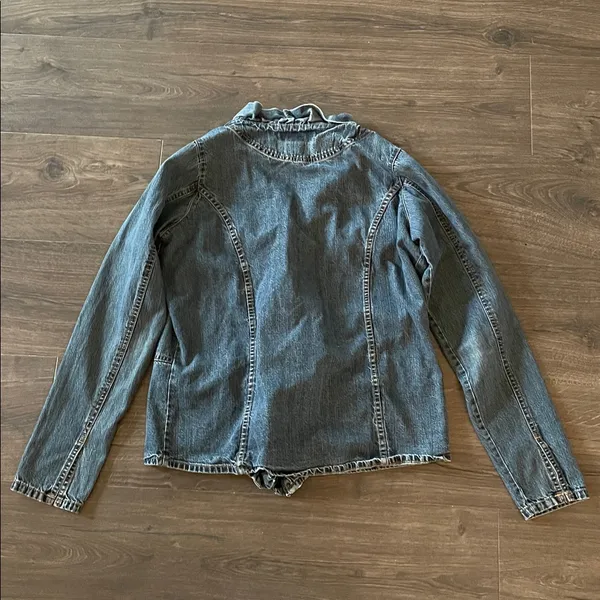 Vintage Wrangler Blues Denim Jacket w/ Snape Closure & Ruffle Detail,Size Medium - Image 6