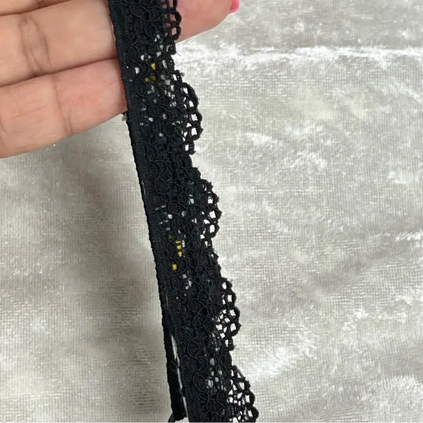Torrid size 3 babydoll spaghetti strap tank Daisy lace FLAWED - Image 7