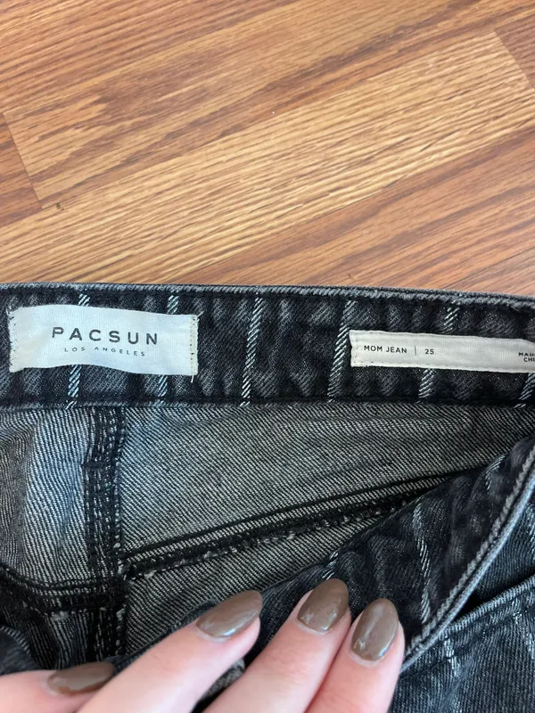 PacSun Mom Jeans - Image 4