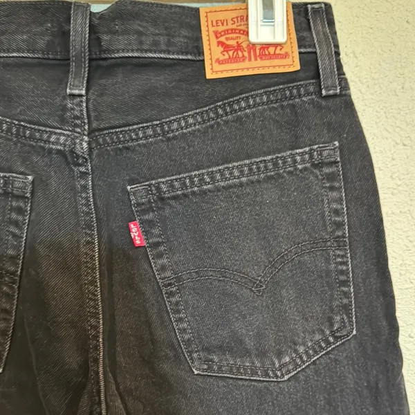 Levi's Women's Straight Black Jeans - Image 3