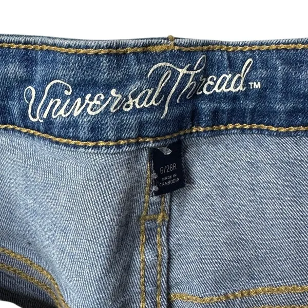 Universal Thread Jeans High Rise Skinny Stretch Medium Wash Size 6 28R - Image 6
