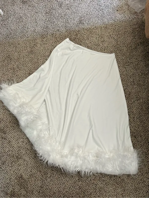 One-Shoulder Fur Trim Mini Dress - White - Image 5