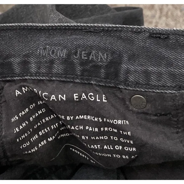 American Eagle Mom Jeans Size 4 Long Black Distressed Denim Emo Grunge Thrashed - Image 6