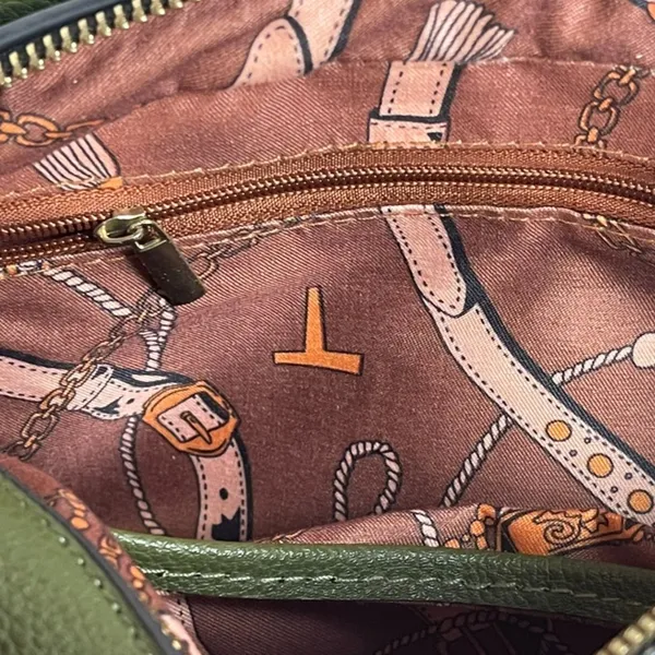 Olive Green Vegan Leather Camera Bag Crossbody Purse - Image 10