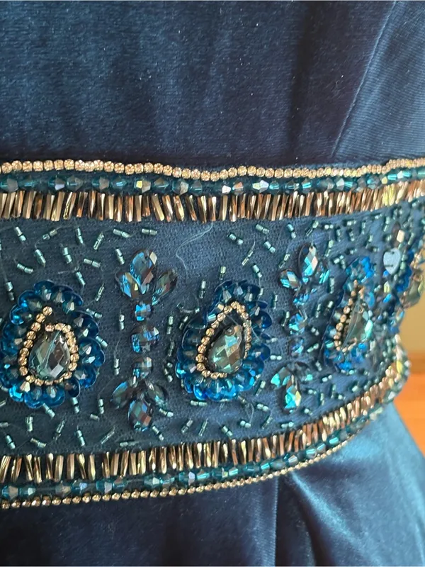 Lucci Lu V-Neck Teal Velvet Mini Dress with Beaded Waist size 4 NWT* - Image 3