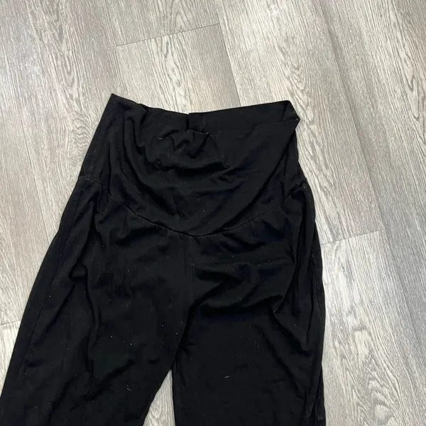 Women’s Black Maternity Leggings Medium Pregnancy - Image 3