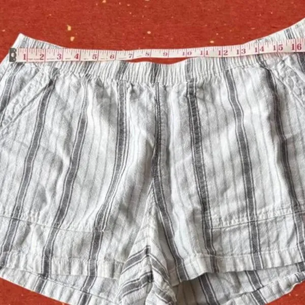 Universal Threads Striped linen shorts - Image 5