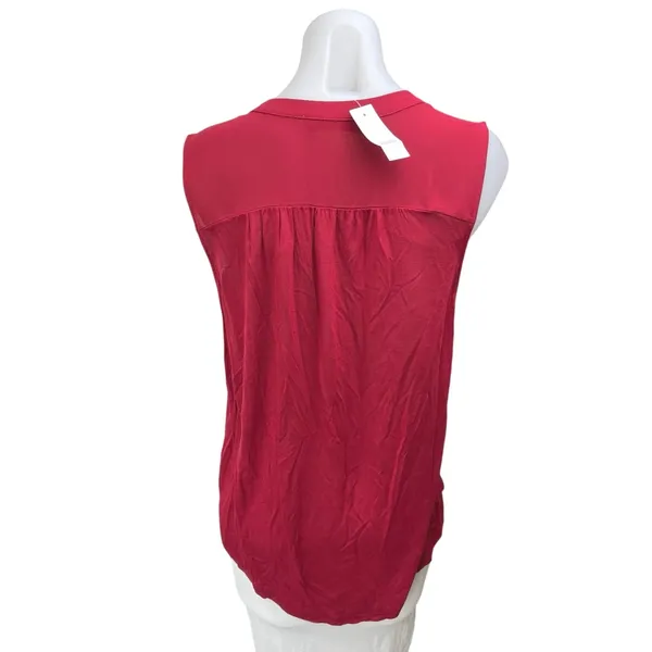 NEW Ann Taylor LOFT Red Sleeveless Half Button Shirt Blouse Tank Top Size M - Image 2
