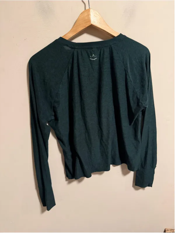 Beyond Yoga Featherweight SpaceDye Daydreamer Long Sleeve Top Green- Size Small - Image 2
