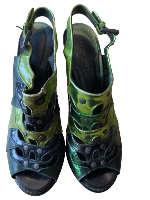 Bottega Veneta Green Leather Cutout Platform Heels EU 38 Rare Archive COA in FUC - Image 5