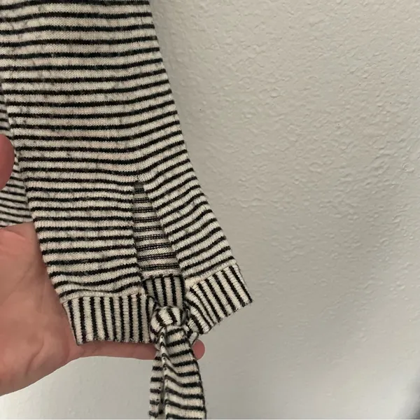 LOFT Black & White Stripe Sweater - Image 5
