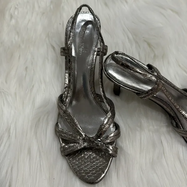✨Calvin Klein Silver shoes - Image 2