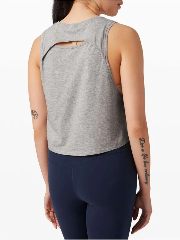 LULULEMON Cut Back Crop Tank in Heathered Core Light Grey Sz. Small - Image 2