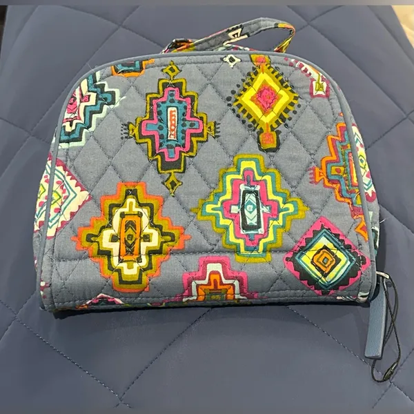 Vera Bradley Medallion Aztec Print Zippered Mini Cosmetic Case. NWOT - Image 2
