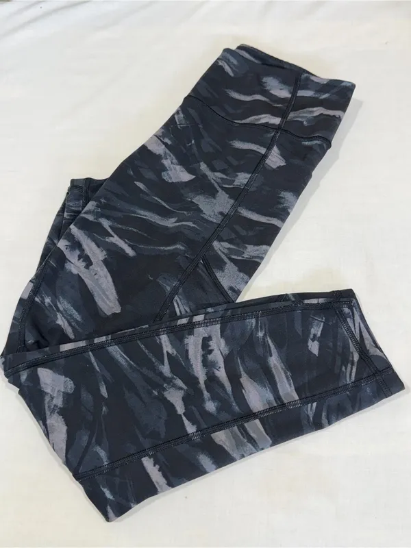 Victoria's Secret Leggings High Waist Women’s Black Cloud Pockets Workout - Image 7