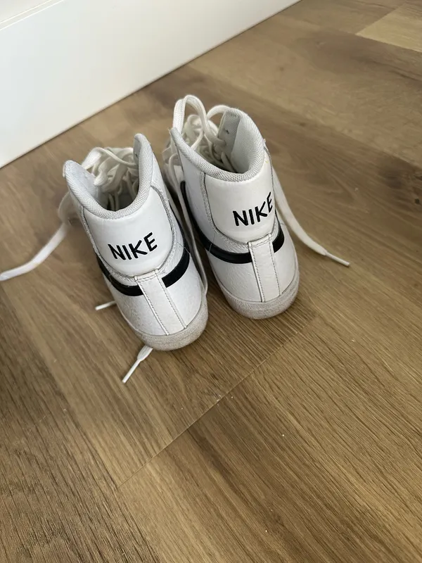 High-Top Nike Blazers - Image 2
