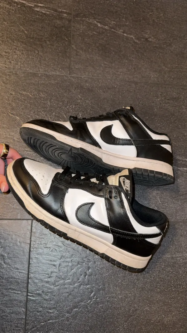 Nike Dunk Low - Image 2