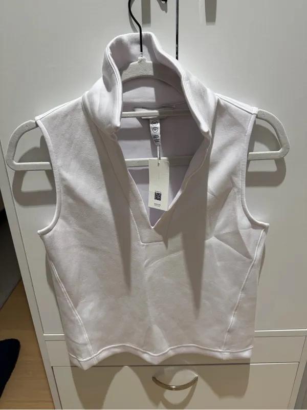 SPANX White Sleeveless V-Neck Mock Collar Tank - Image 2
