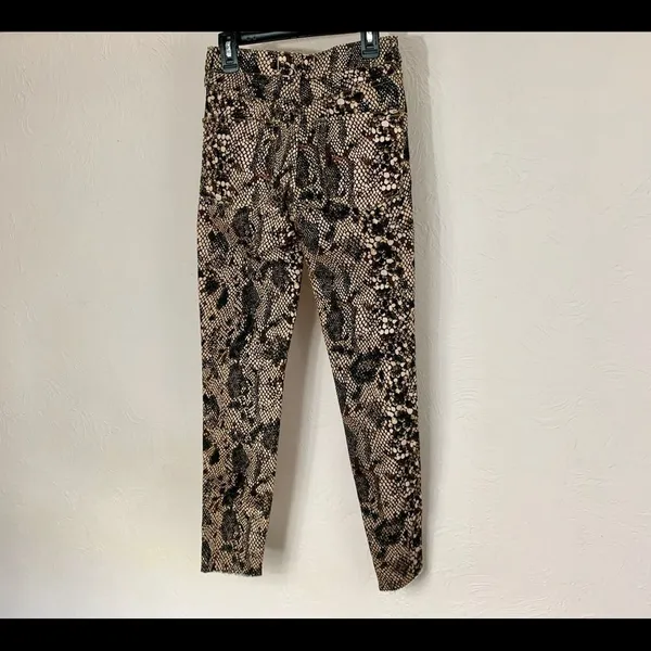 COPY - NWT We The Free Raw High Rise Printed Jeggings - Image 4