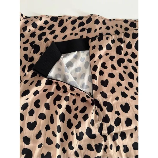 Leopard Print A-Line Midi Skirt in Beige and Black EUC - Image 3