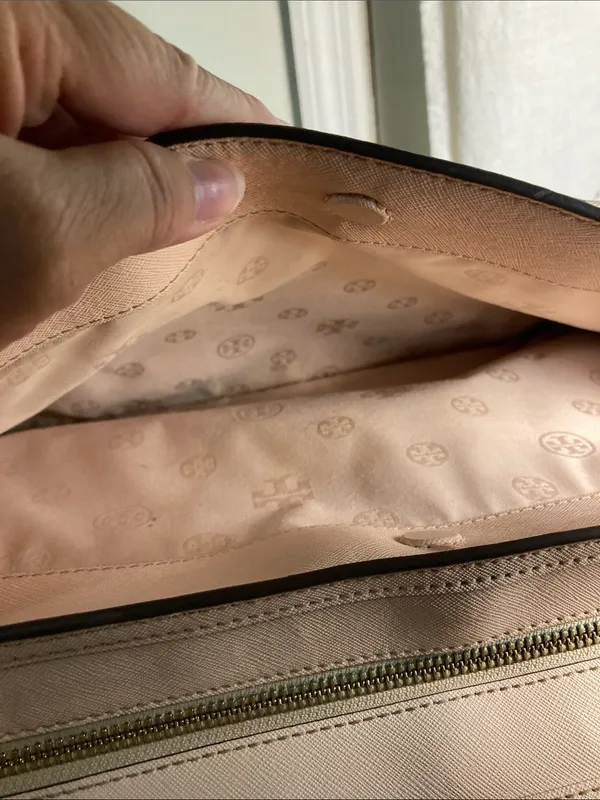 Tory Burch Robinson Large Pale Leather Satchel with Detachable Strap - Image 9