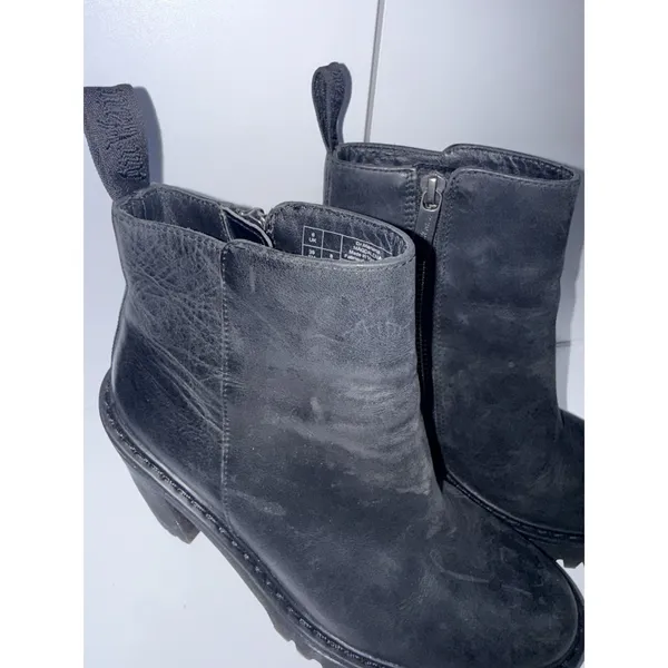 Dr. Martens Chelsea Boots Womens Size 8 Magdalena Black Leather Ankle Zip Heeled - Image 2