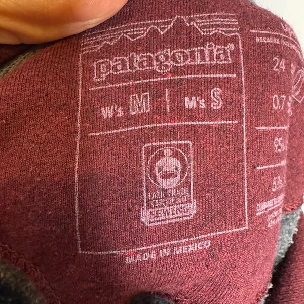 Patagonia P-6 Logo Uprisal Hoodie Women’s M Burgundy Pullover Sweatshirt - Image 6