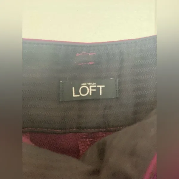 LOFT Deep Burgundy Wool Blend Ankle Pants. Clean Girl. Size-8 - Image 2