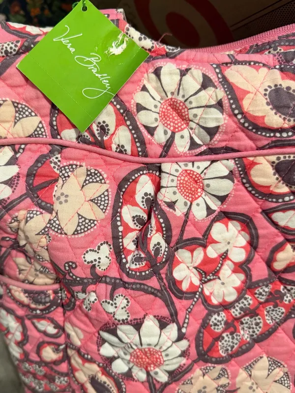 UPDATE Vera Bradley Floral Purse Shoulder Bag WEAR fading small hole corners - Image 8